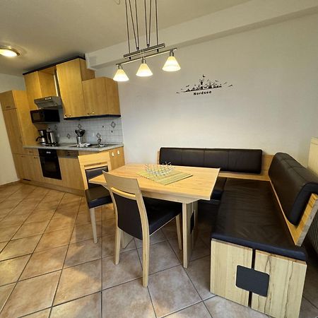Ferienwohnung Roter Sand Езенс Екстер'єр фото